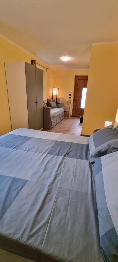 Lo Noyer Et Les Roses Bed & Breakfast Saint Nicolas Exterior photo